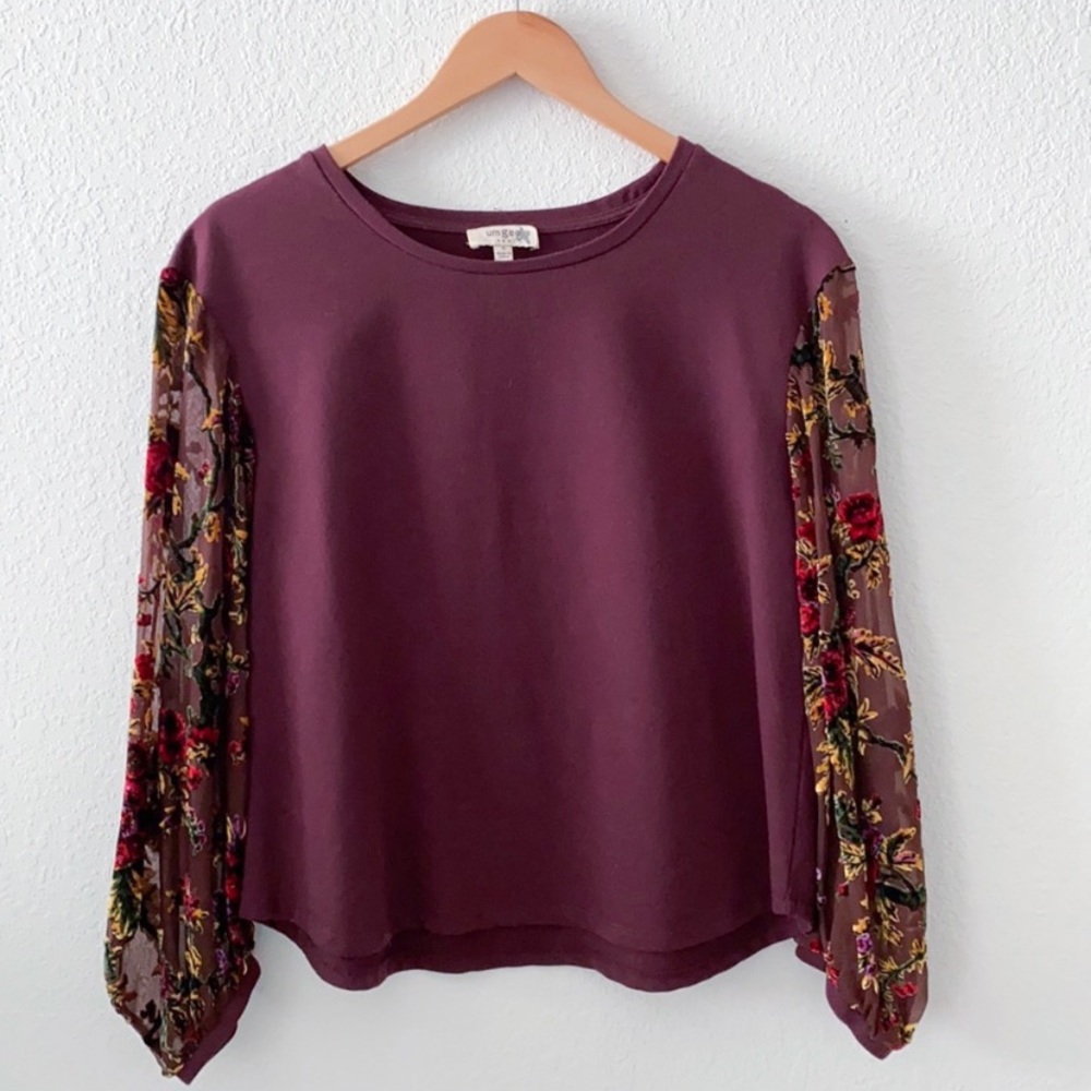 Umgee Embroidered Sleeve Top